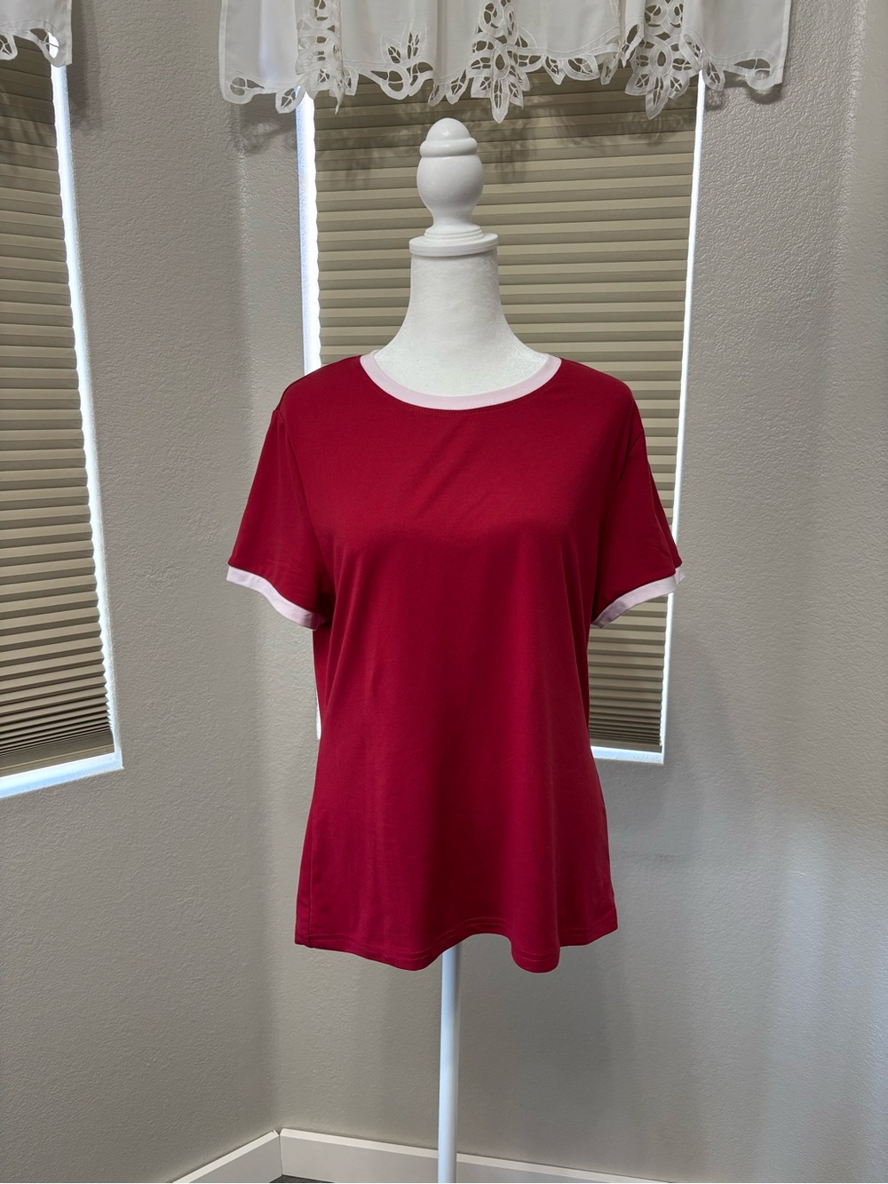 SHEIN Red Short-Sleeve Tee with White Trim